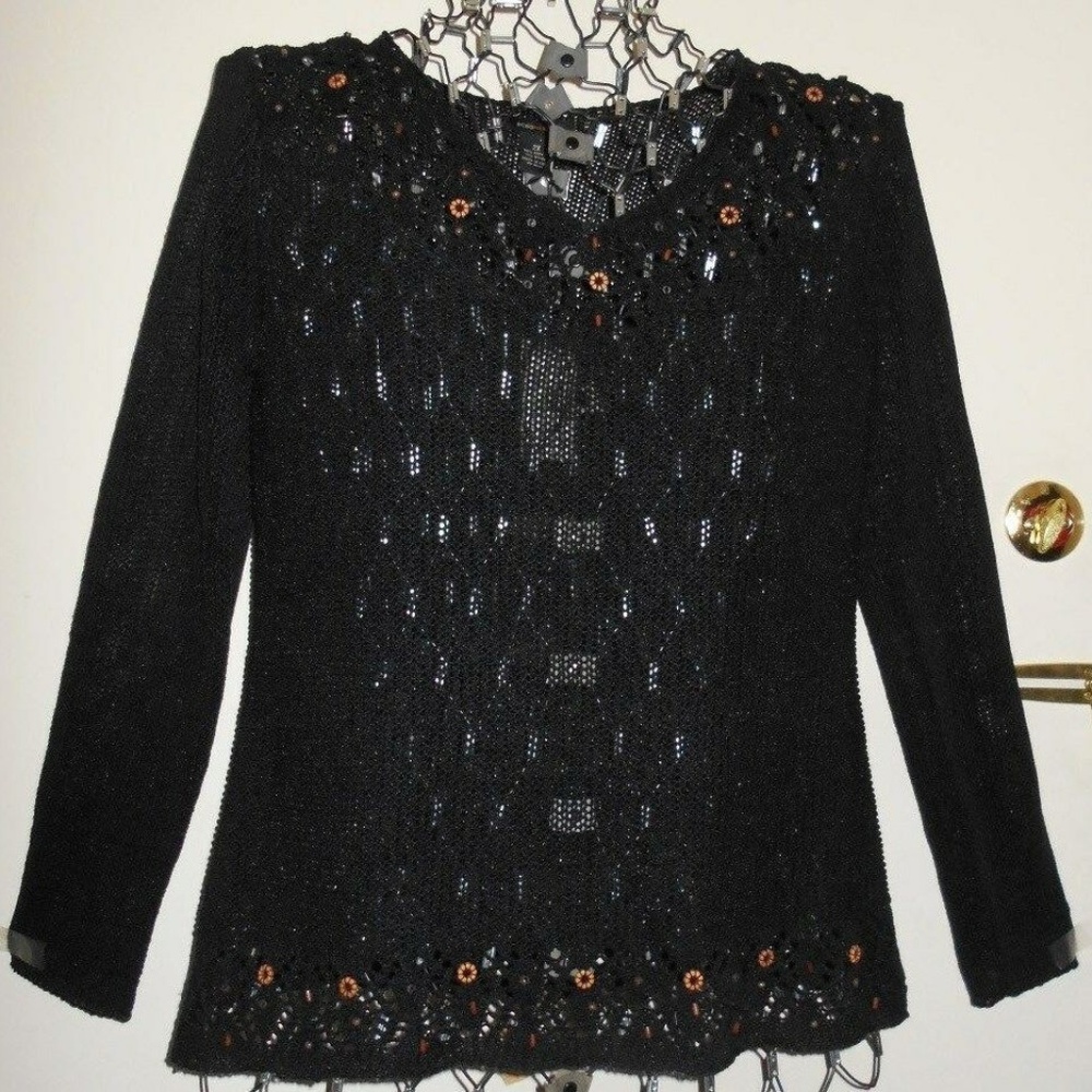 Rare MAXAZRIA Soft Silky Acrylic Nylon Sweater